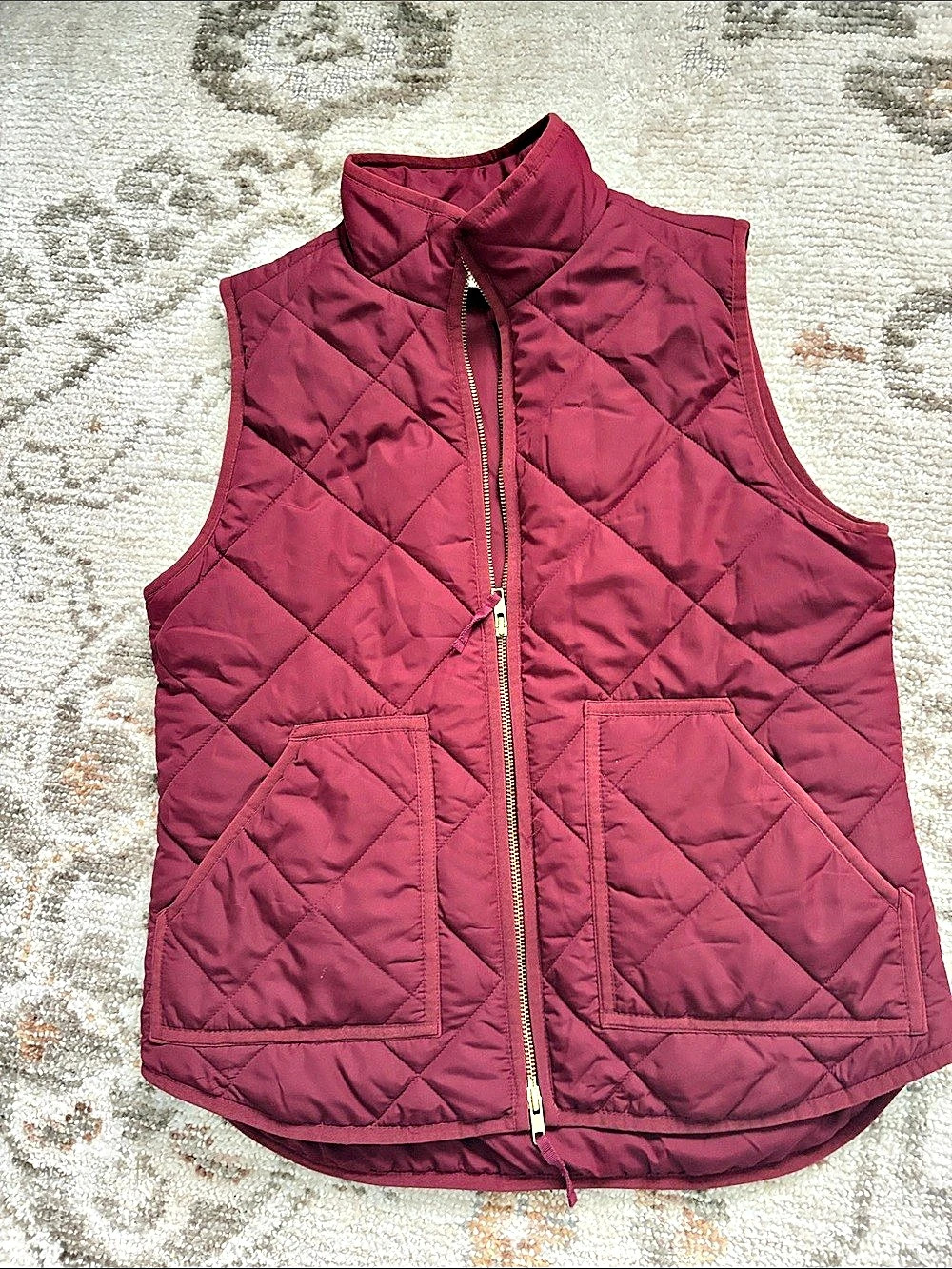 J.Crew Quilted Puffer Vest in Burgundy Size Small